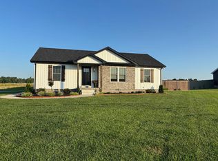 136 Greenbriar Ln, Smiths Grove, KY 42171