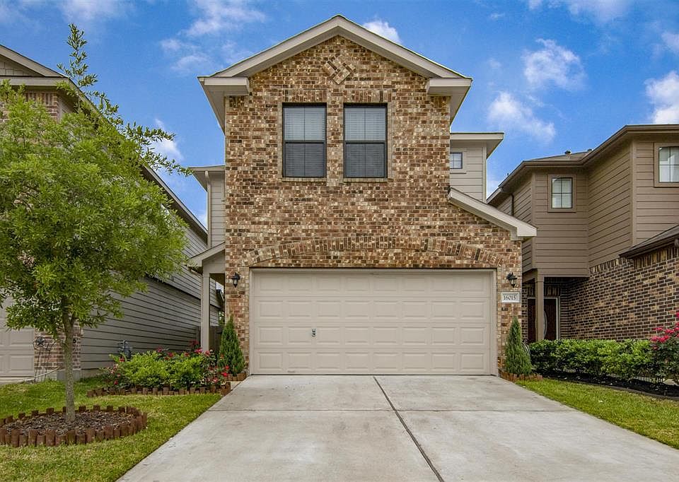 1st image of 16015 Thornbill Ln