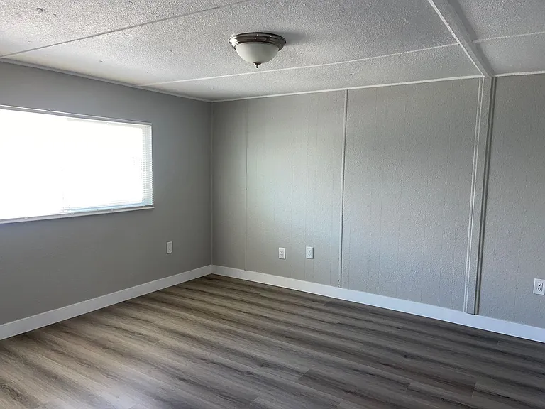 44099 D St — Photo 28