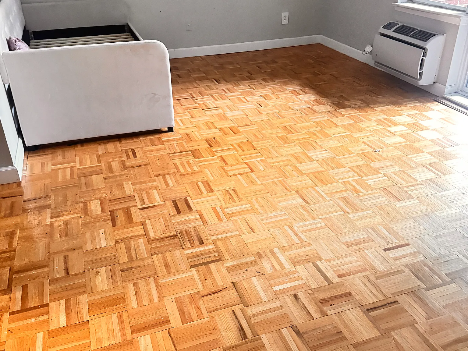 Studio, 580 sqft, $2,150 — Photo 2