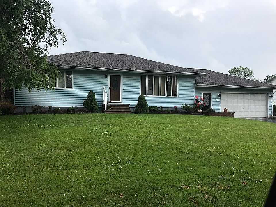 2nd image of 123 E Green St