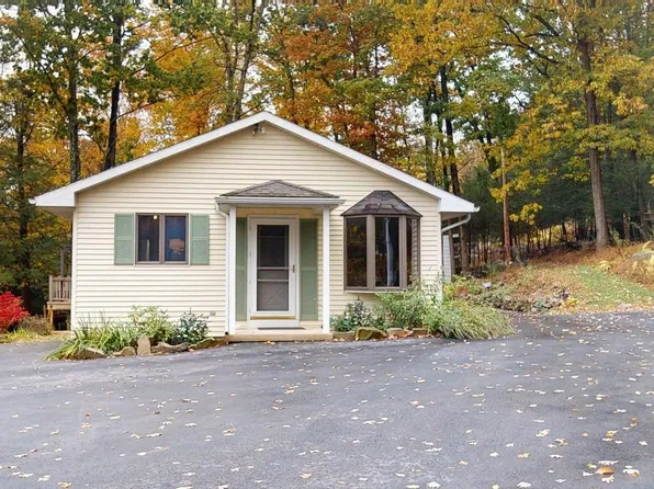 1226 Kinley Rd, Williamsport, PA 17701