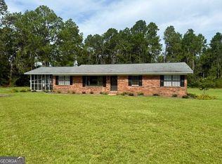 404 Ann Ln, Metter, GA 30439