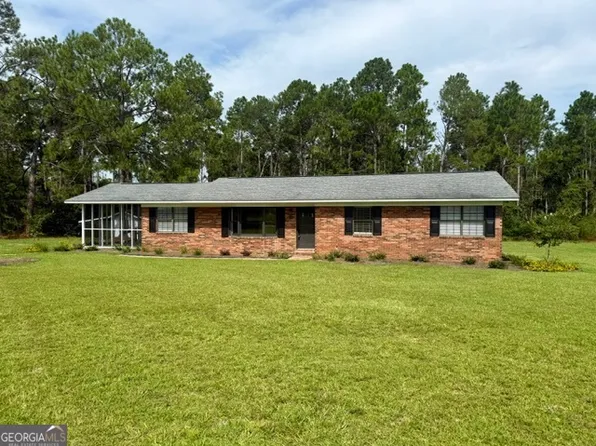 404 Ann Ln, Metter, GA 30439