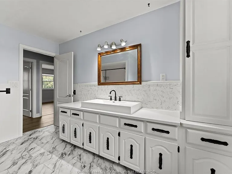 1502 Road 4 E — Photo 16