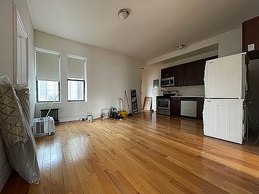 5th image of 2180 38th St #D7