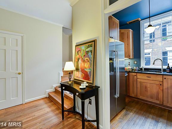4th image of 213 S Union St #A