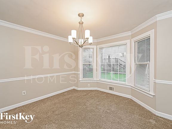5th image of 1395 Oakengate Dr