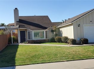 708 Riviera Ln, Santa Maria, CA 93455