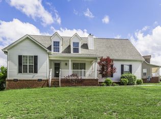 2464 Misty Ridge Dr, Lenoir City, TN 37772