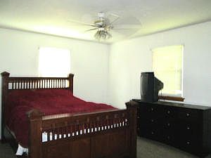 5th image of 4409 Stevendave Dr