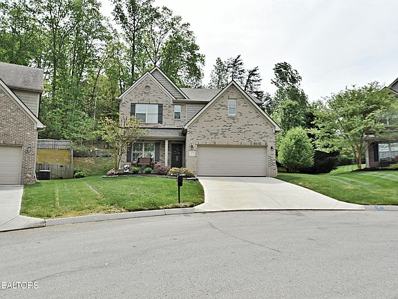 2nd image of 1886 Hidden Deer Ln