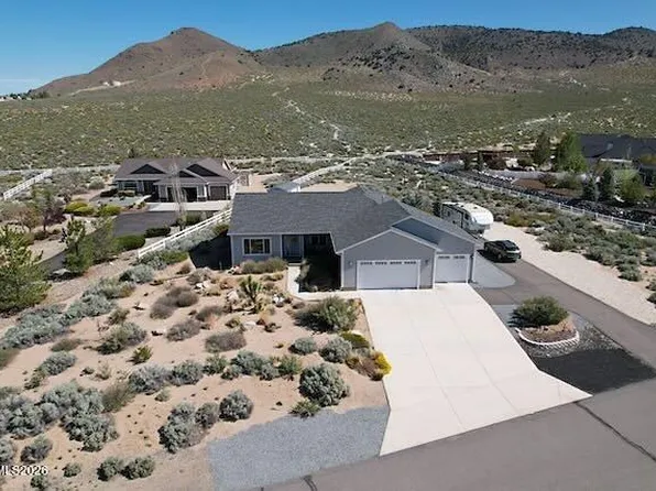 2880 Jackie Cir, Minden, NV 89423
