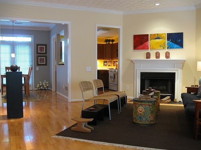 1st image of 1207 Morningside Park Dr