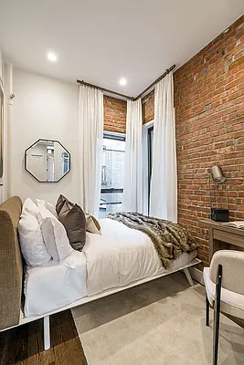 Rented by Douglas Elliman | media 4