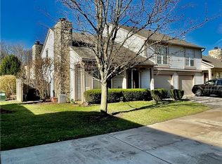 7869 Hunters Path, Indianapolis, IN 46214