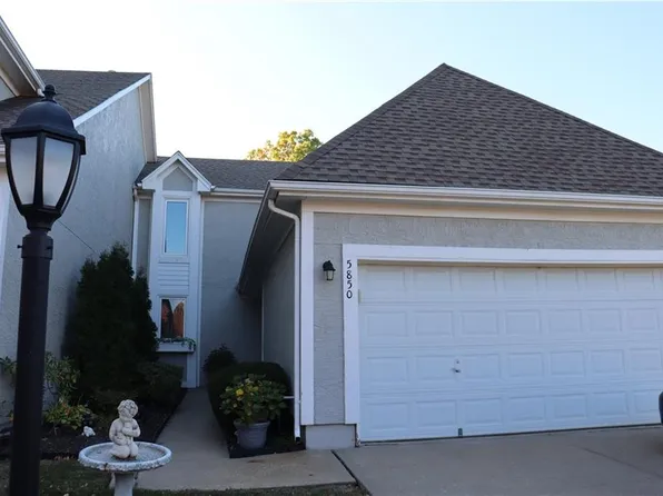 5850 Park Cir, Shawnee, KS 66216