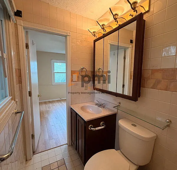 7726 Durbin St — Photo 9