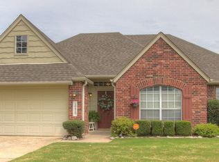10413 E 112th St S, Bixby, OK 74008