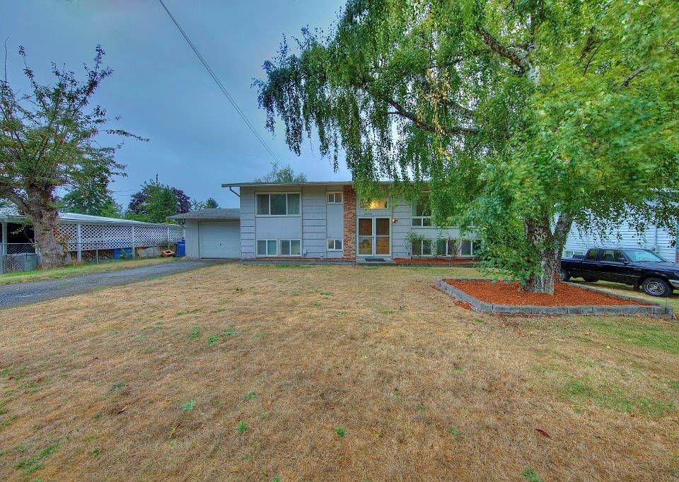 1st image of 21261 14th Ave S
