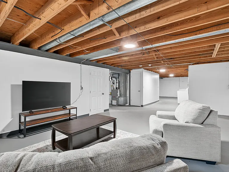 840 Gerald Ave — Photo 33