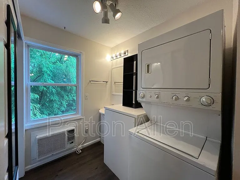 145 Citadel Dr #149H — Photo 11