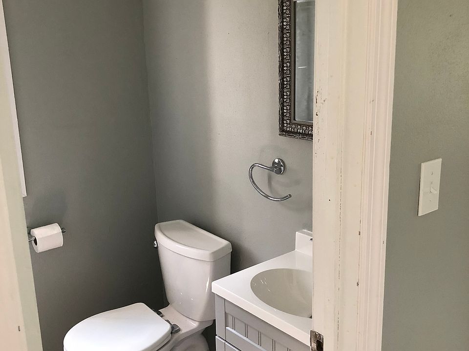 1st image of 736 N 1st St
