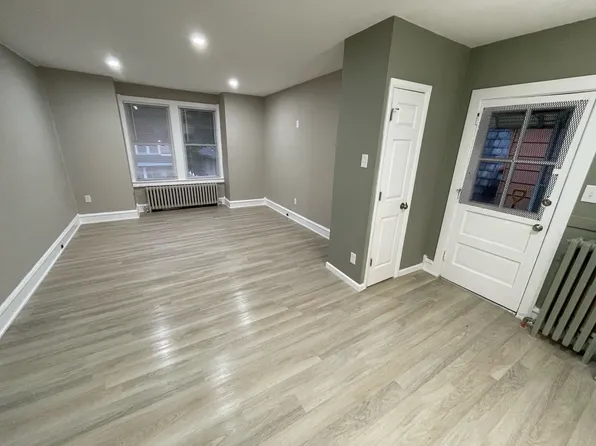 223 Raymond St, Reading, PA 19605