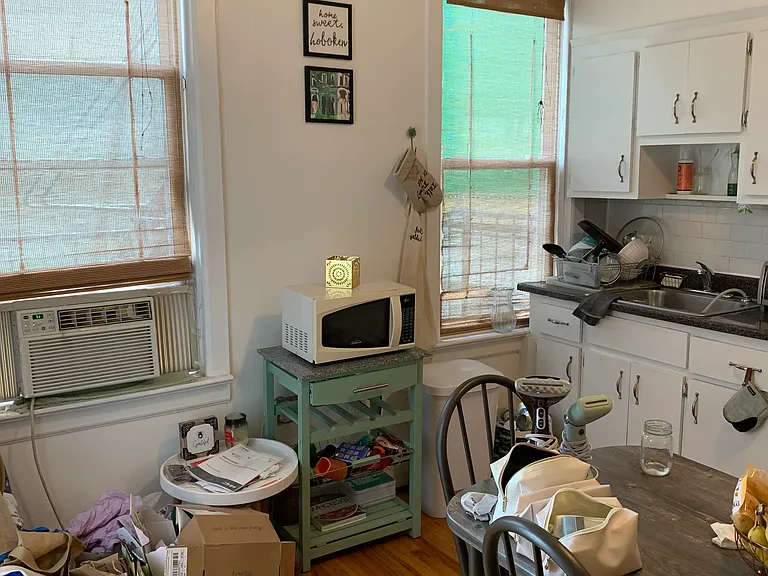 903 Park Ave #2 — Photo 4