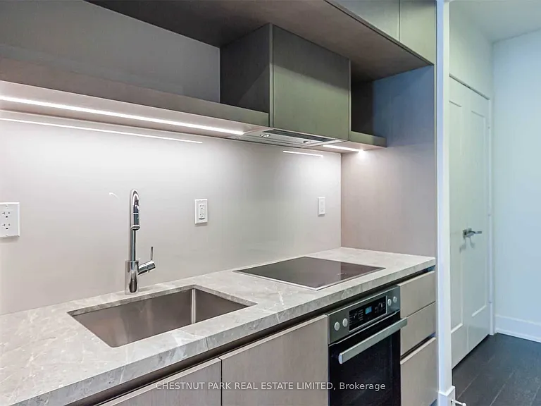6 Jackes Ave #405 — Photo 30