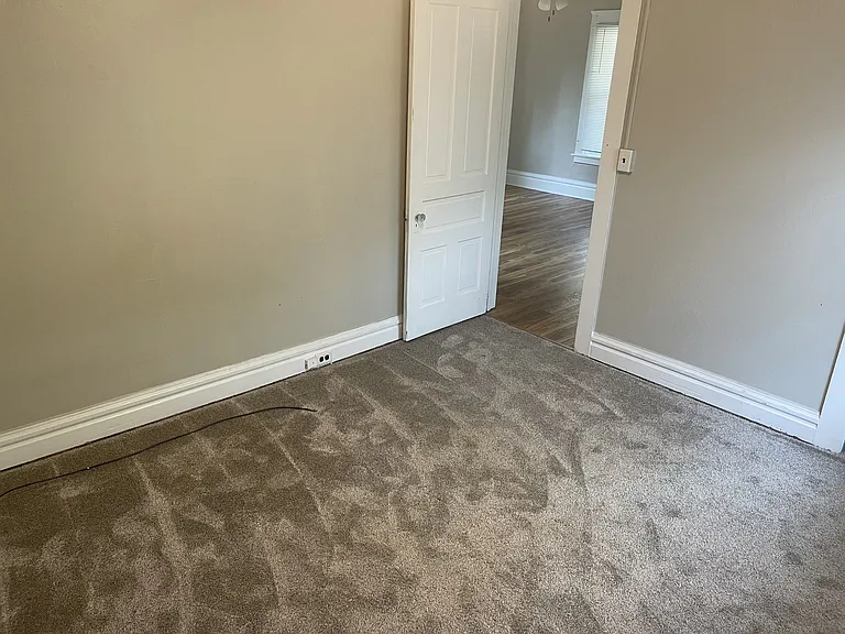 610 N Sycamore St #1 — Photo 8