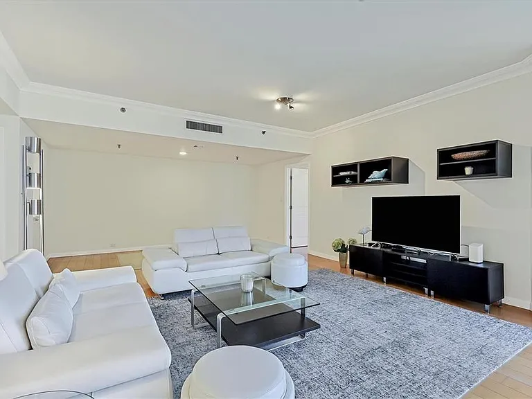 1211 Gulf Of Mexico Dr #405 — Photo 11