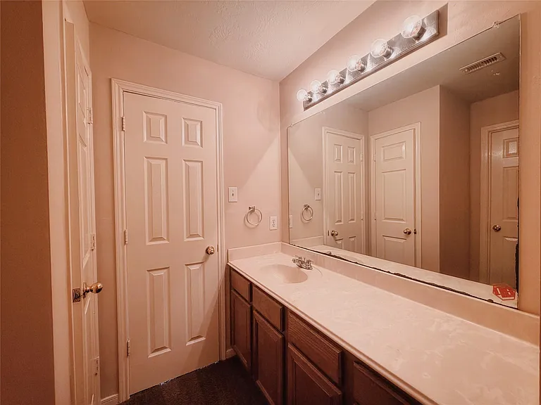 1535 Monterra Point — Photo 17