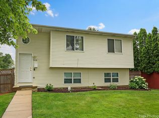 2118 Hervey Ave, North chicago, IL