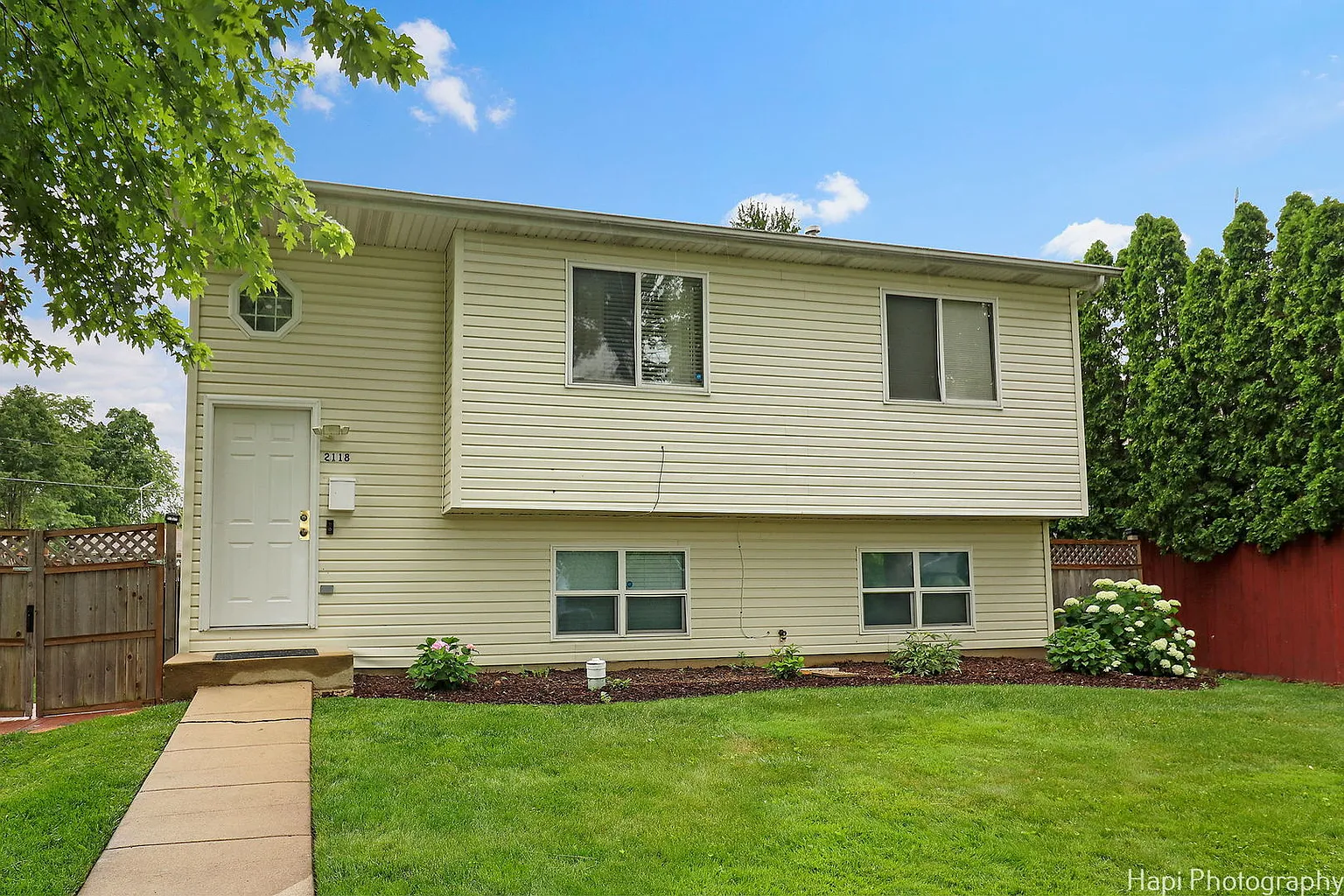 2118 Hervey Ave photo 1
