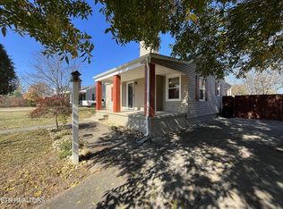 328 Henderson St, Maryville, TN 37804