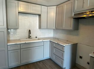 1081 Park Ave, Alameda, CA 94501