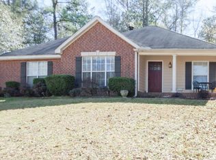 110 Mountain Laurel Rd, Prattville, AL 36066