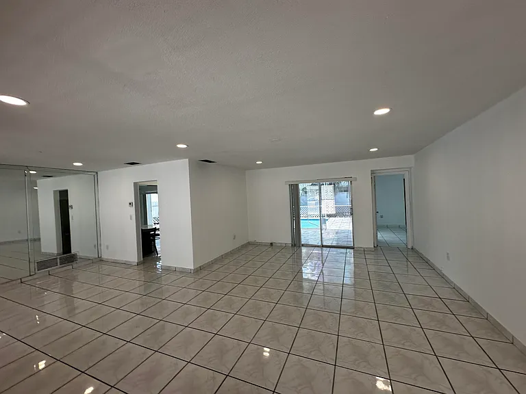 7725 Grandview Blvd #7725 — Photo 6