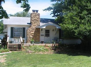 1315 E University St, Springfield, MO 65804