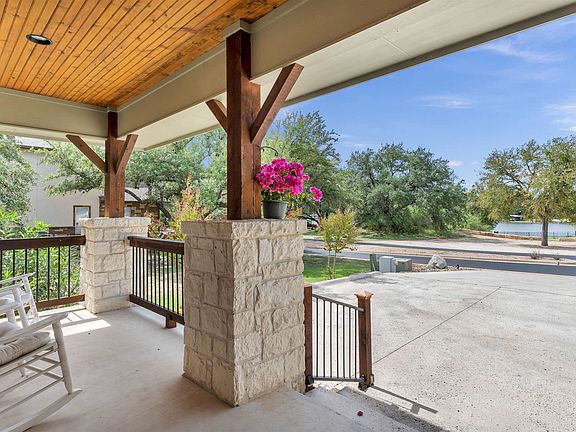 5th image of 205 River Park Drive