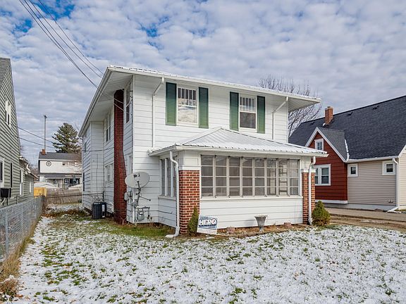 2nd image of 252 Surby Ave