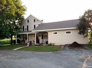 1752 Old Line Rd, Manheim, PA 17545