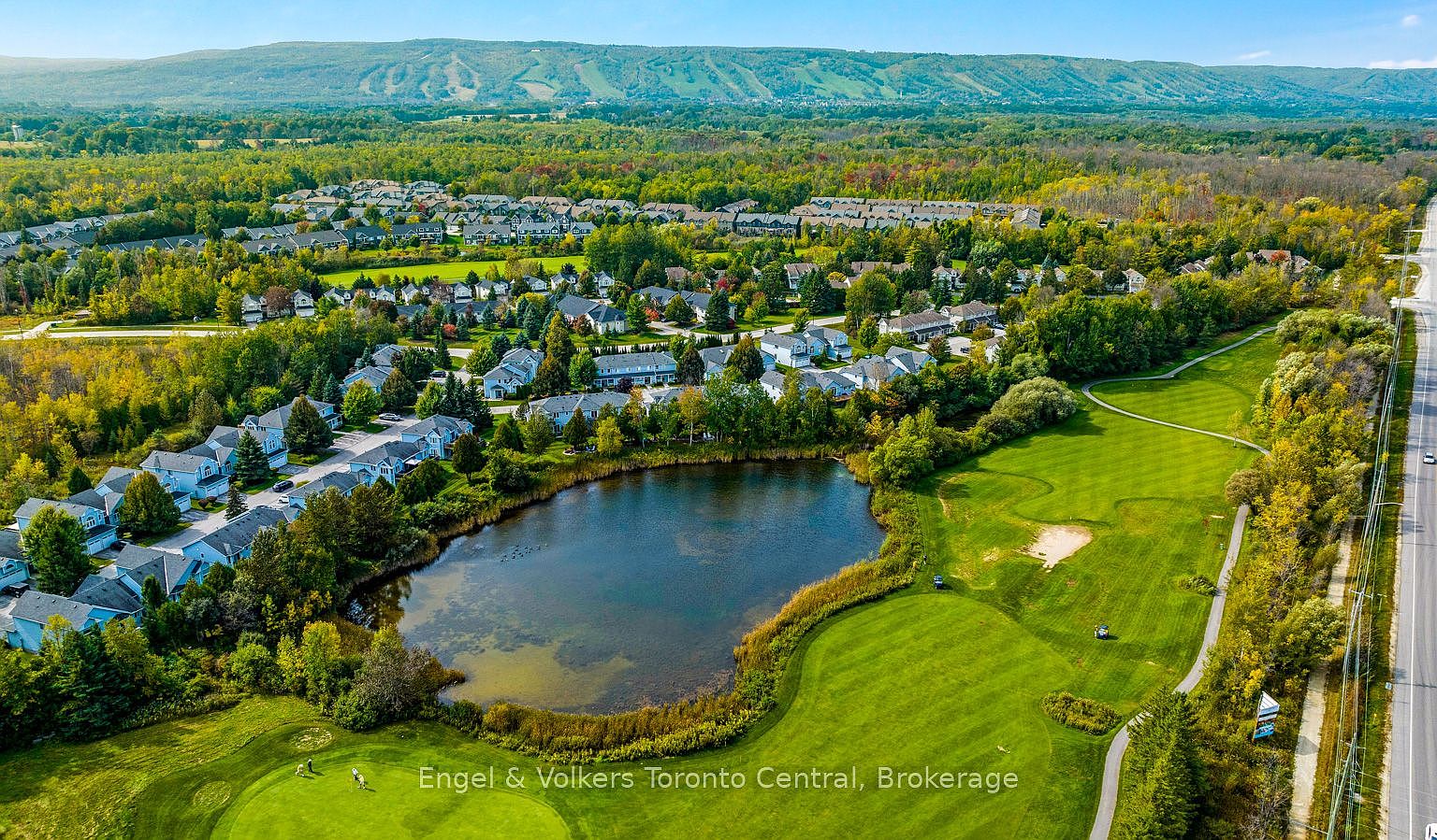 11 Sundial Ct #11
