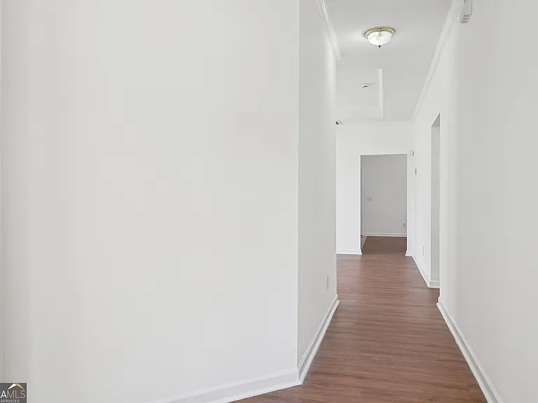 2596 Bates St SE — Photo 19