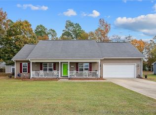 245 Apple Tree Cir, Raeford, NC 28376