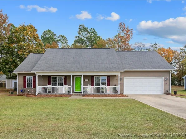 245 Apple Tree Cir, Raeford, NC 28376