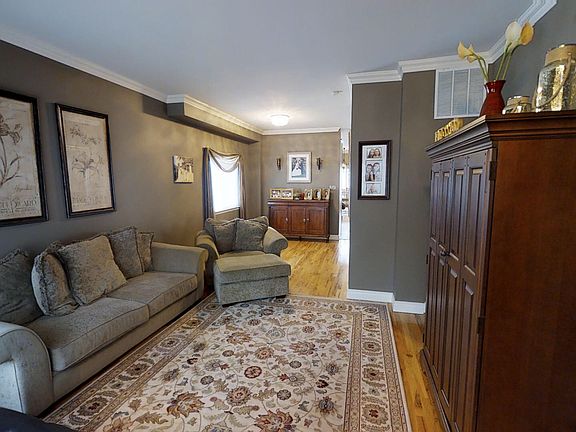 2nd image of 91 Harris Ln