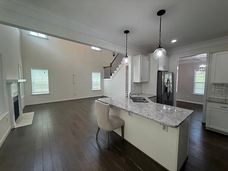 6982 Orchard Path Dr — Photo 5