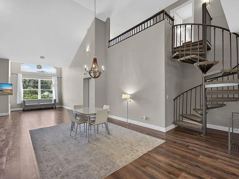 1603 Mizzenmast Way — Photo 7